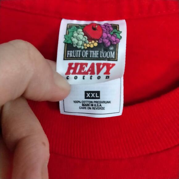 Vintage Men's XXL Las Vegas Tee Red Gold Textured Western Print T Shirt USA Made - Picture 4 of 6